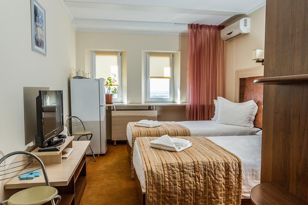 7 Sky Hotel Klinicheskaya Street  Kiev Bagian luar foto