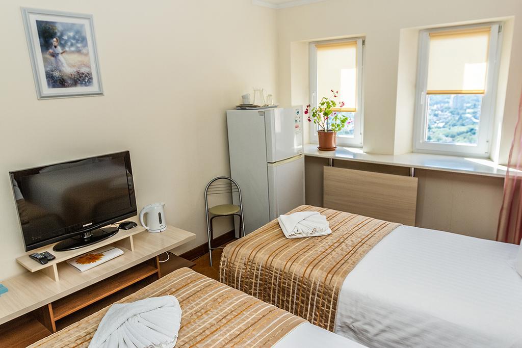 7 Sky Hotel Klinicheskaya Street  Kiev Bagian luar foto